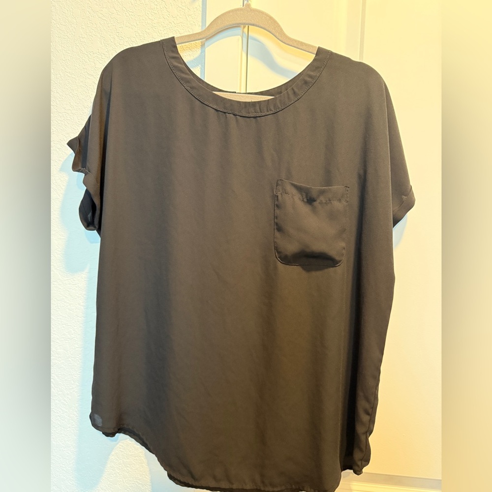 Buffalo David Bitton Black & Leopard Print Blouses (bundle of 2)